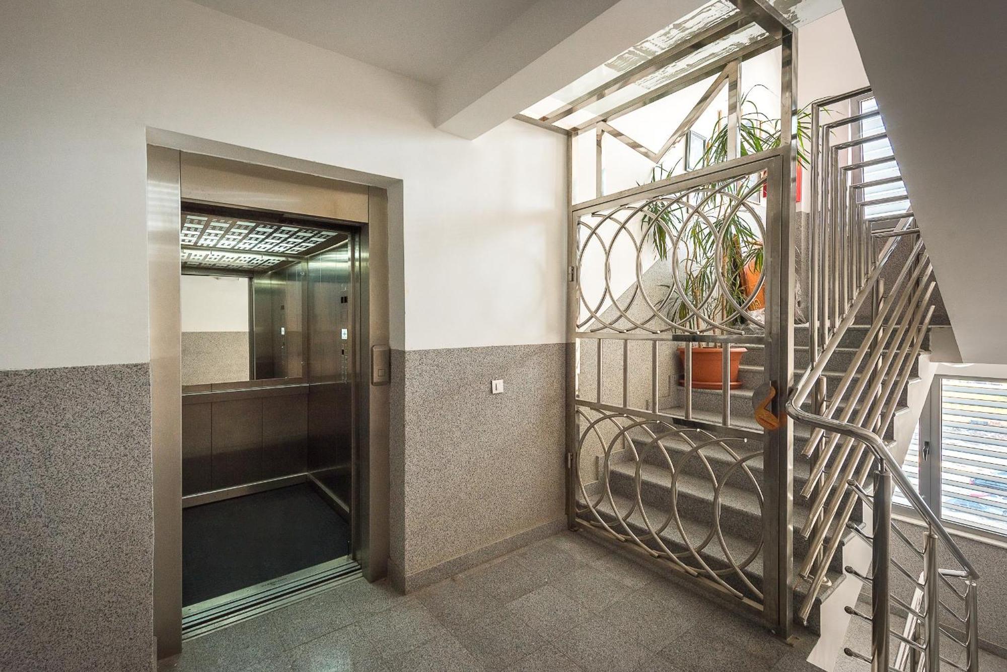 Apartments Montreal Budva Room photo