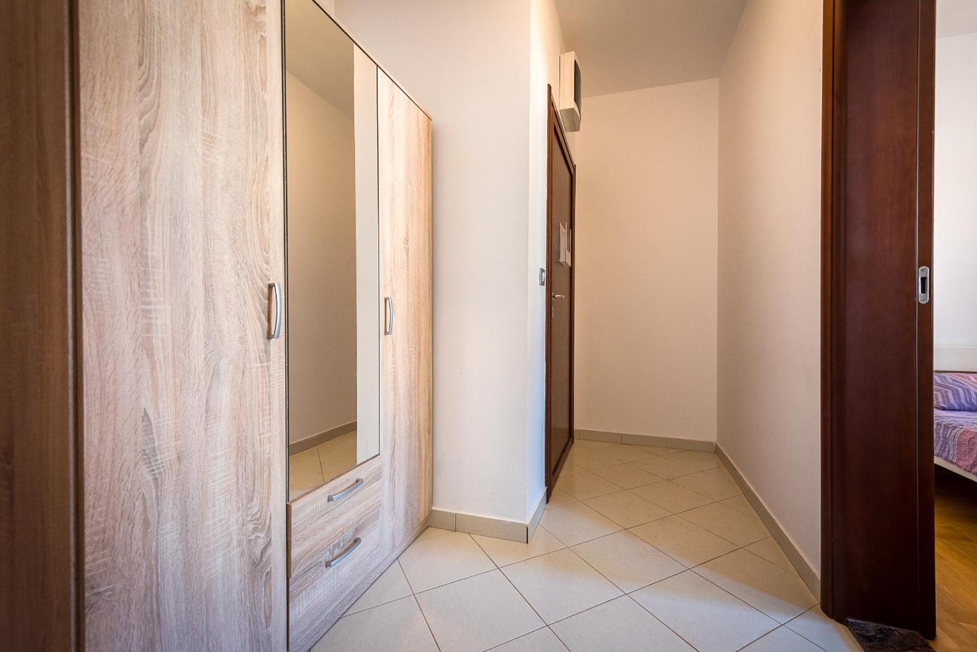 Apartments Montreal Budva Exterior photo